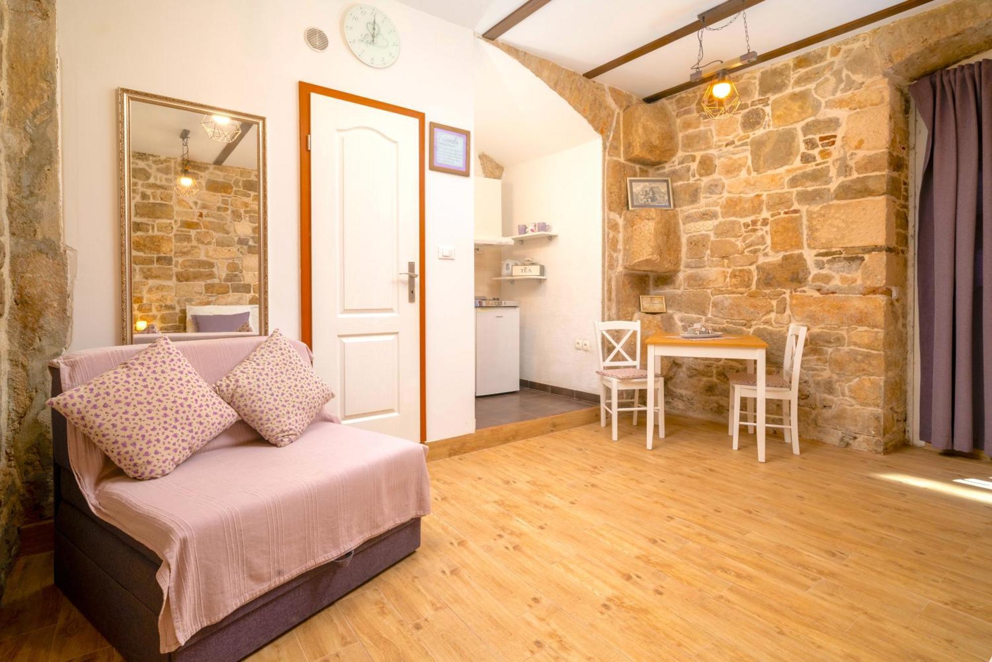 Apartman Luxe Diocletian Stones Centre